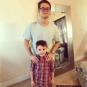 Meet your Posher, Brooke